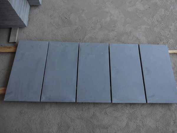 Natural Honed Polished Basalt Blue Stone for Driver Paver