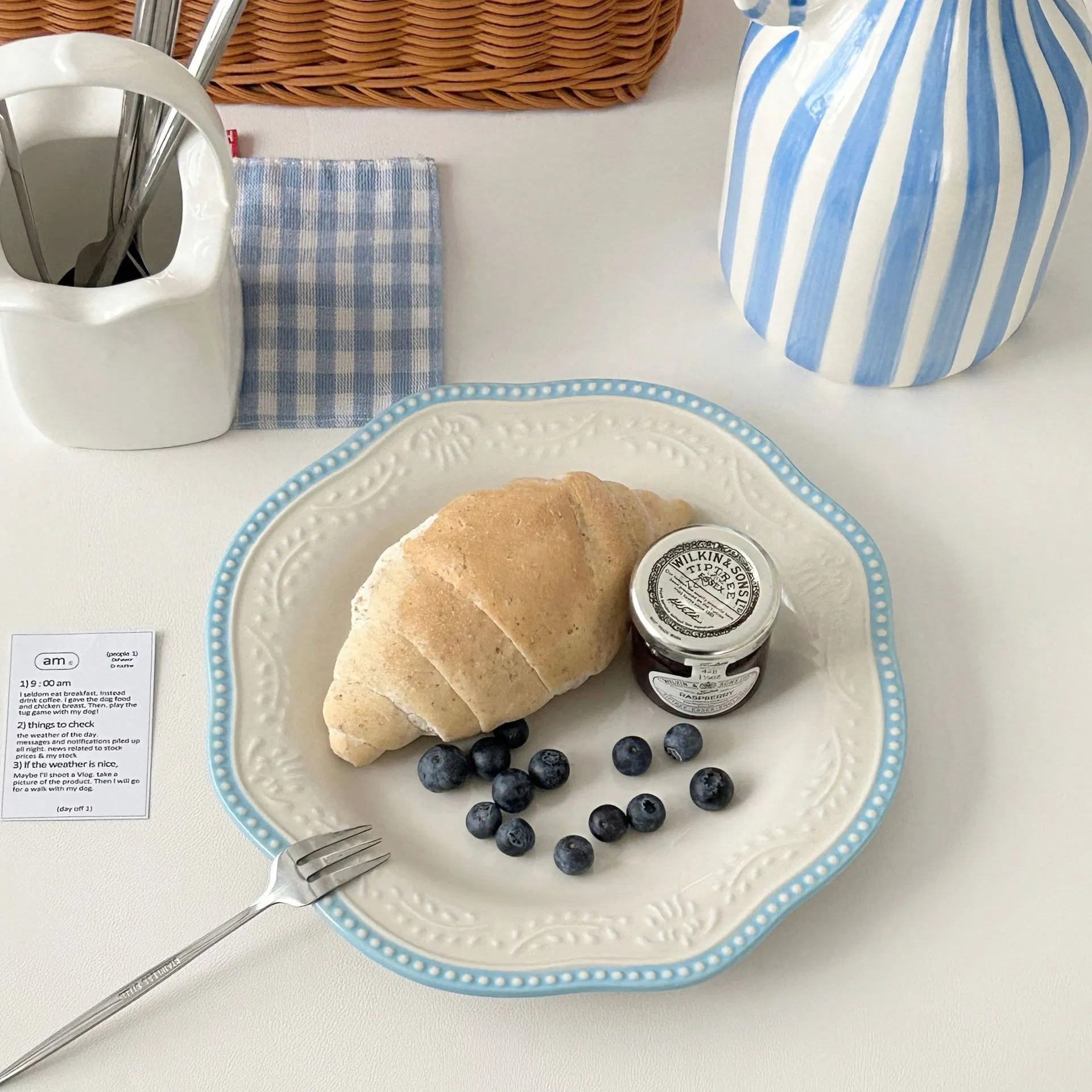 Vintage European Embossed Lace Edge Dinner Plate White Porcelain Ceramic Dessert Dish
