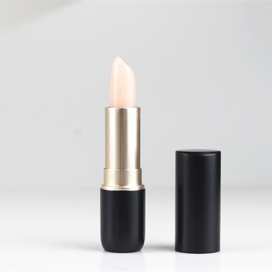 Customizable Natural Lip Balm for a Glossy Shine
