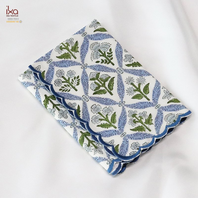 Bulk Supply Custom Quilted Embroidered Scalloped Placemats Square Woven Flower Printed Cotton Fabric Placemat for Dining Table