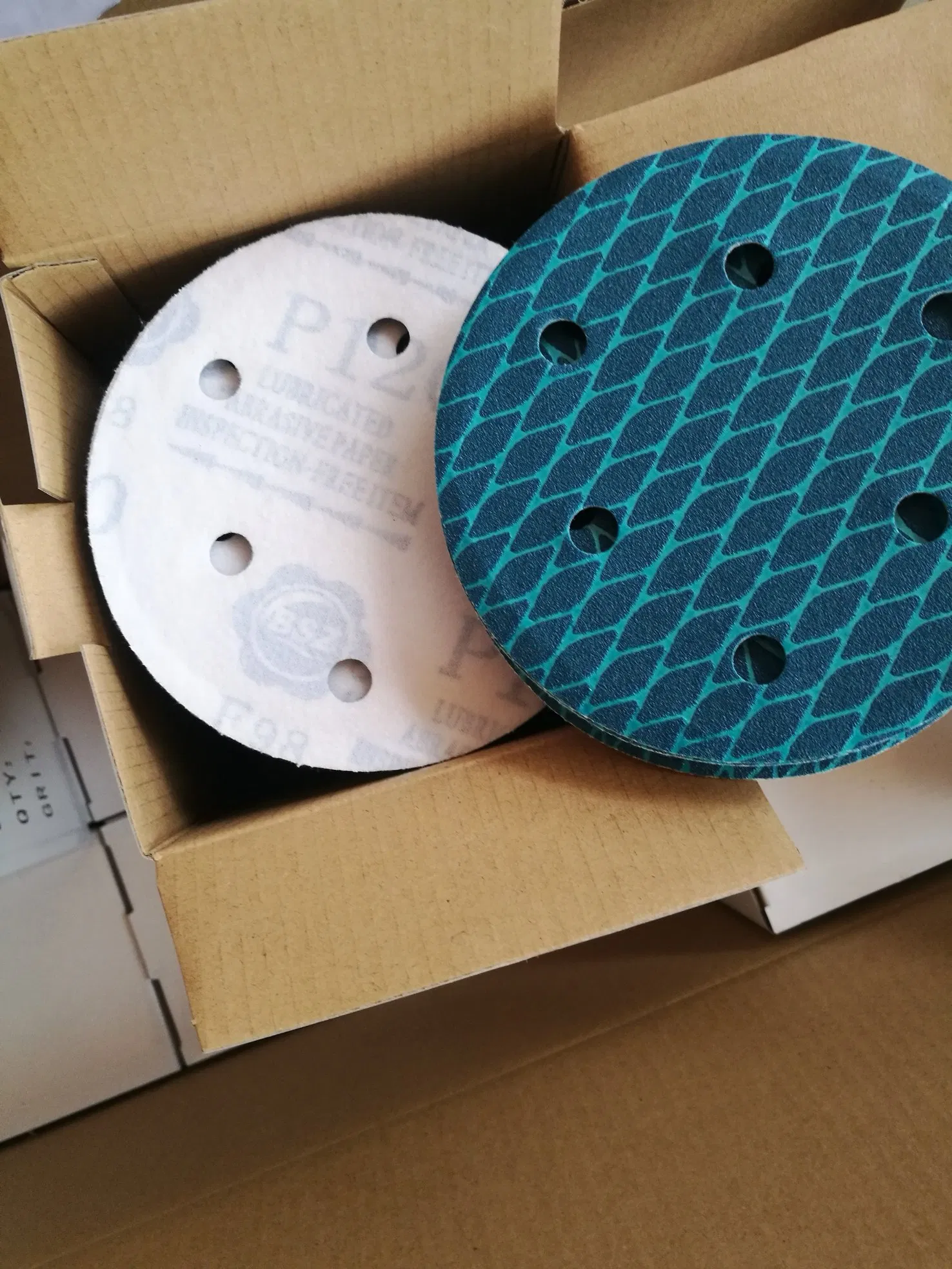 6" 6 Holes Anti-Clogging Blue Rhombus Psa Sandpaper Discs for Car and Furniture