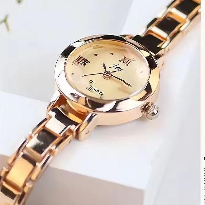 Fashion Style Ladies Student Small Dial Korean Style Watch Women's Alloy Quartz Watch