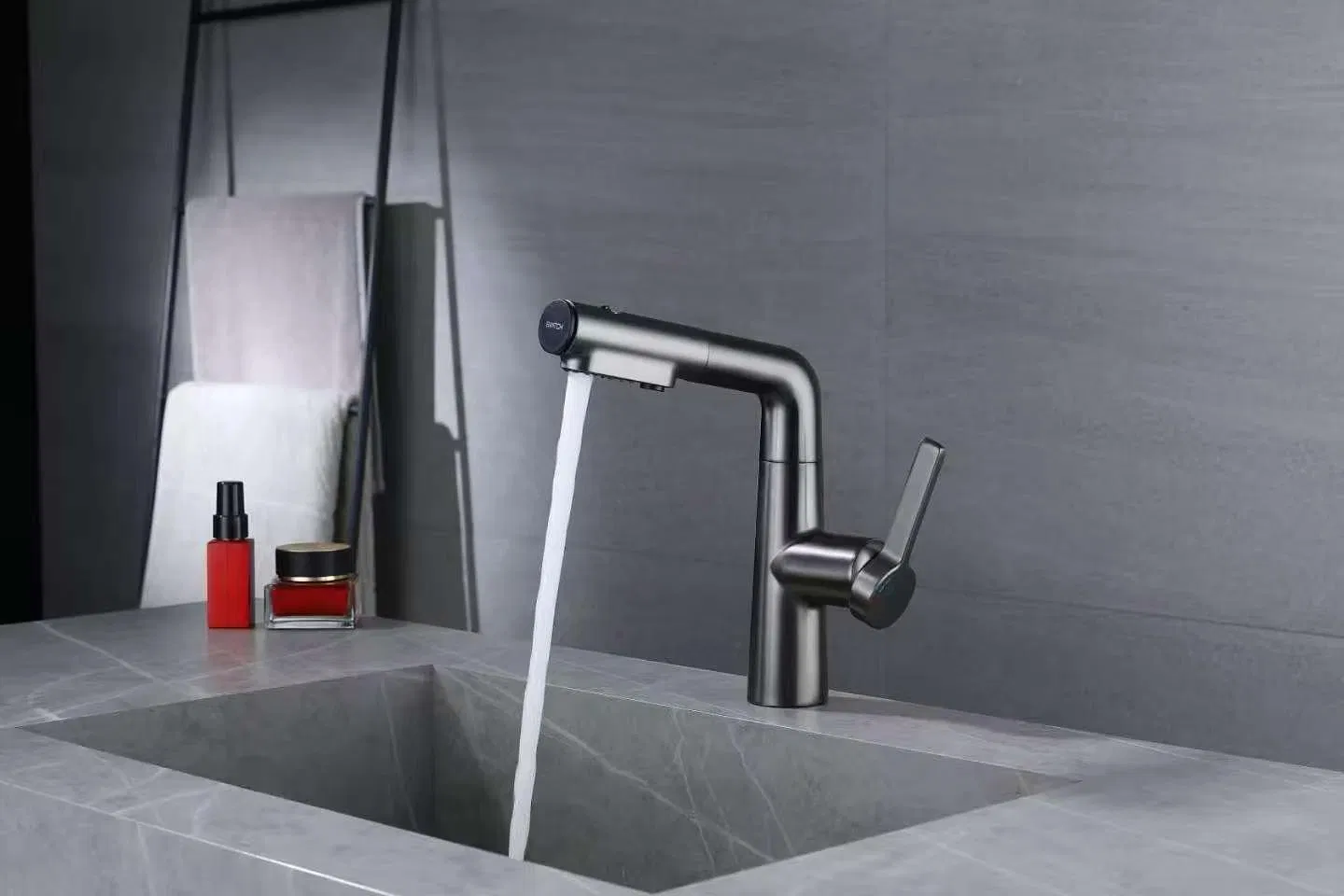 Single Lever Handle Metal Gray Finish Pull Down Swiveled Spout Deck Mounted Basin Sink Taps Mixer