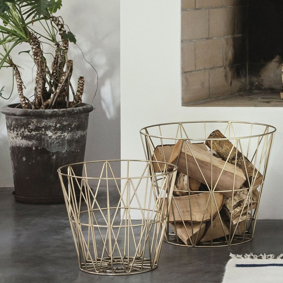 Wire Basket for The Firewood Toy and Fruit