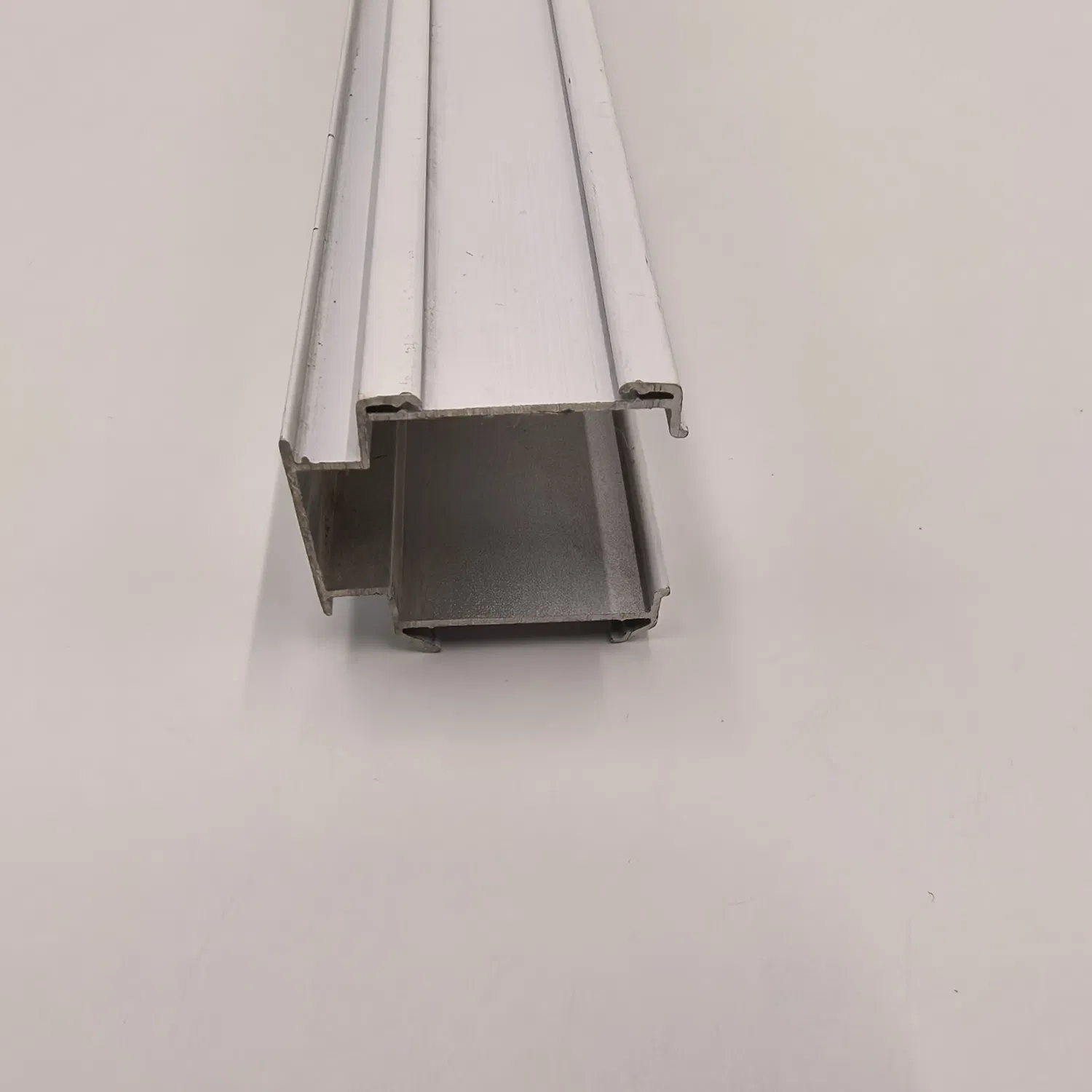 High-Quality OEM ODM Aluminum Curtain Track for Blinds