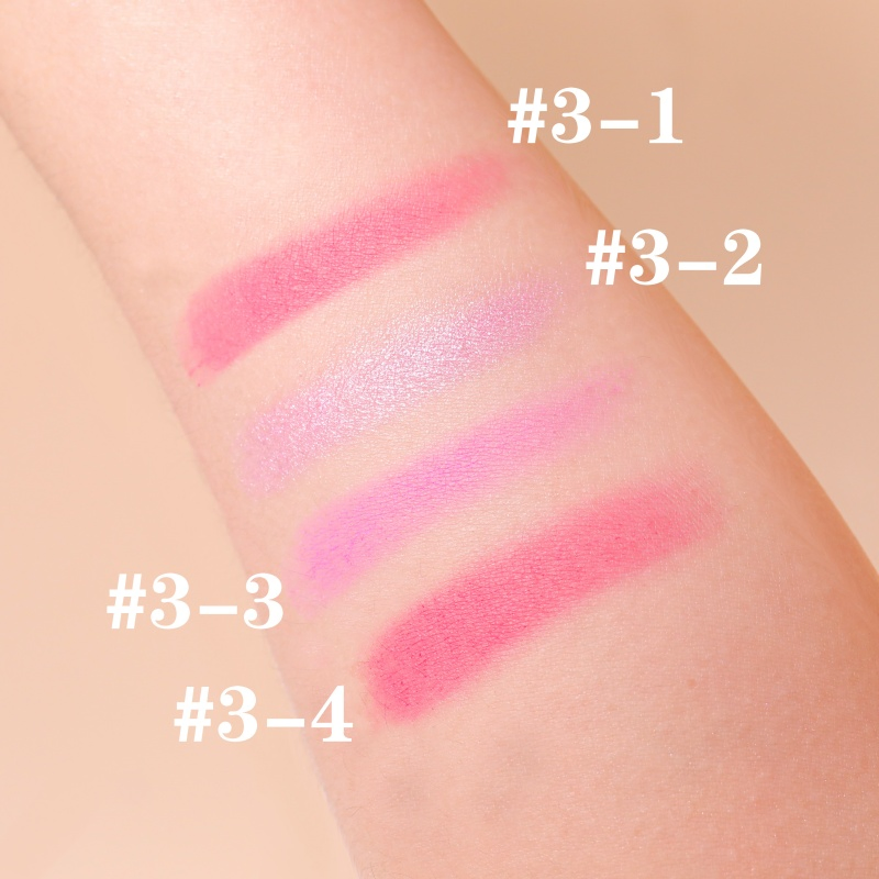 Multi-Hued Blush Powder for a Radiant, Natural Glow