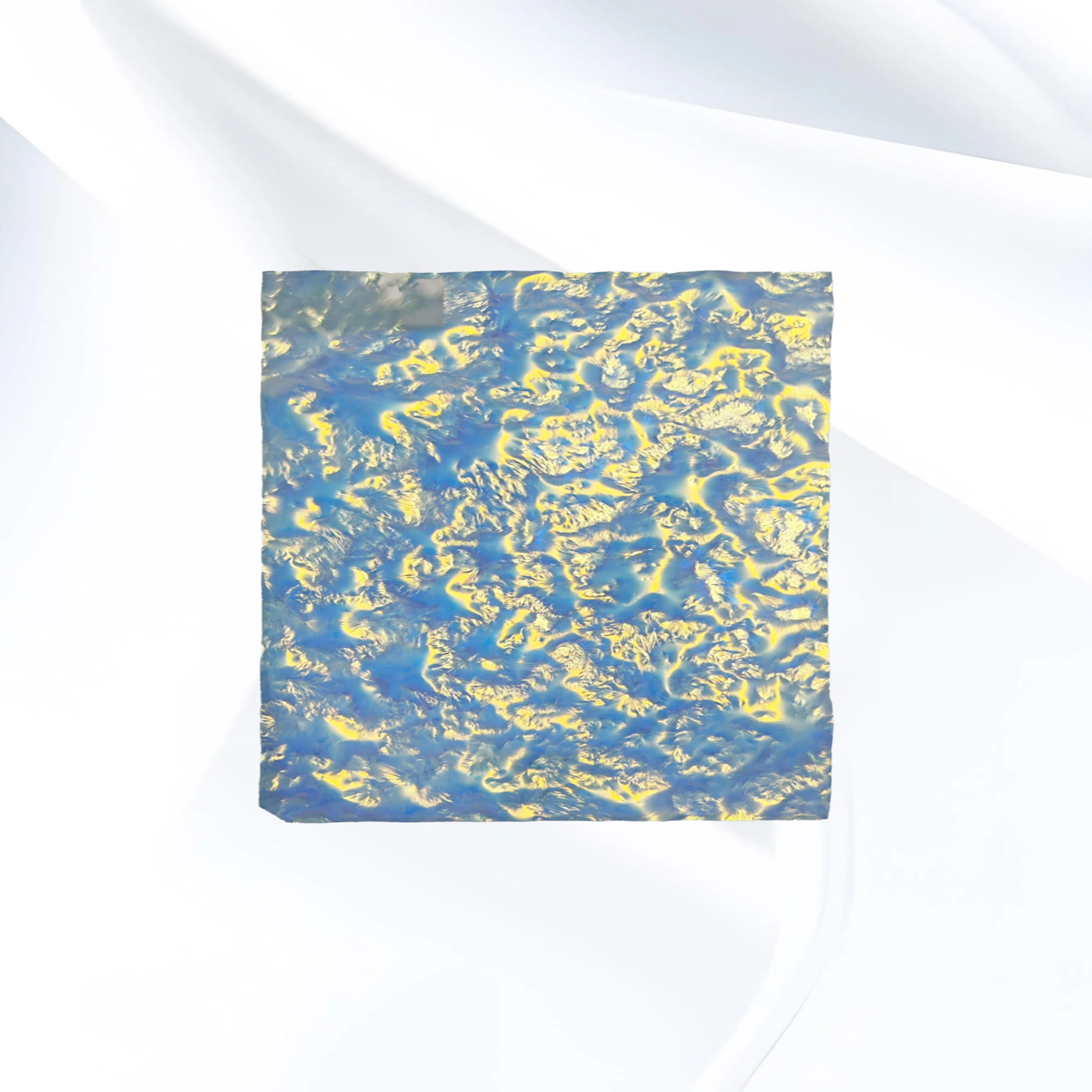 High-Transmittance Fused Glass Jewelry for Chic Fashion Statements