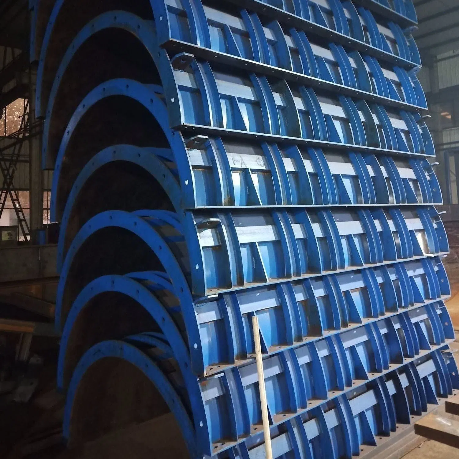 Affordable Customized Column Formwork for Efficient Concrete Construction