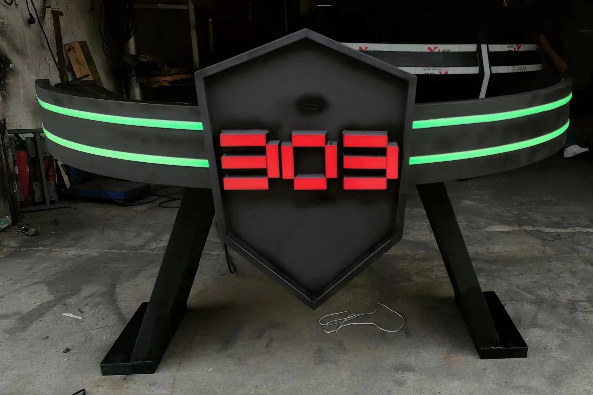 Rigeba Customized Revolving Lifting LED DJ Stage for Night Club