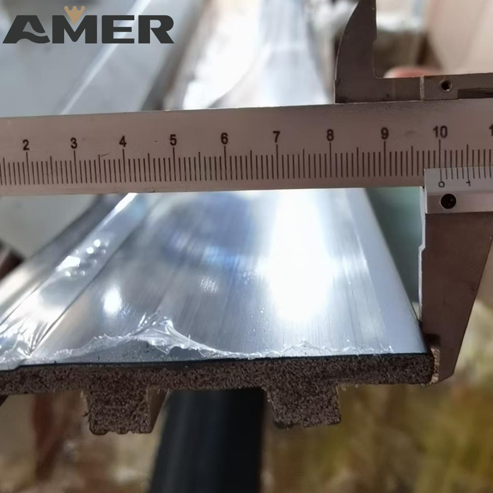 White Primed Flooring Molding Baseboard Skirting Board