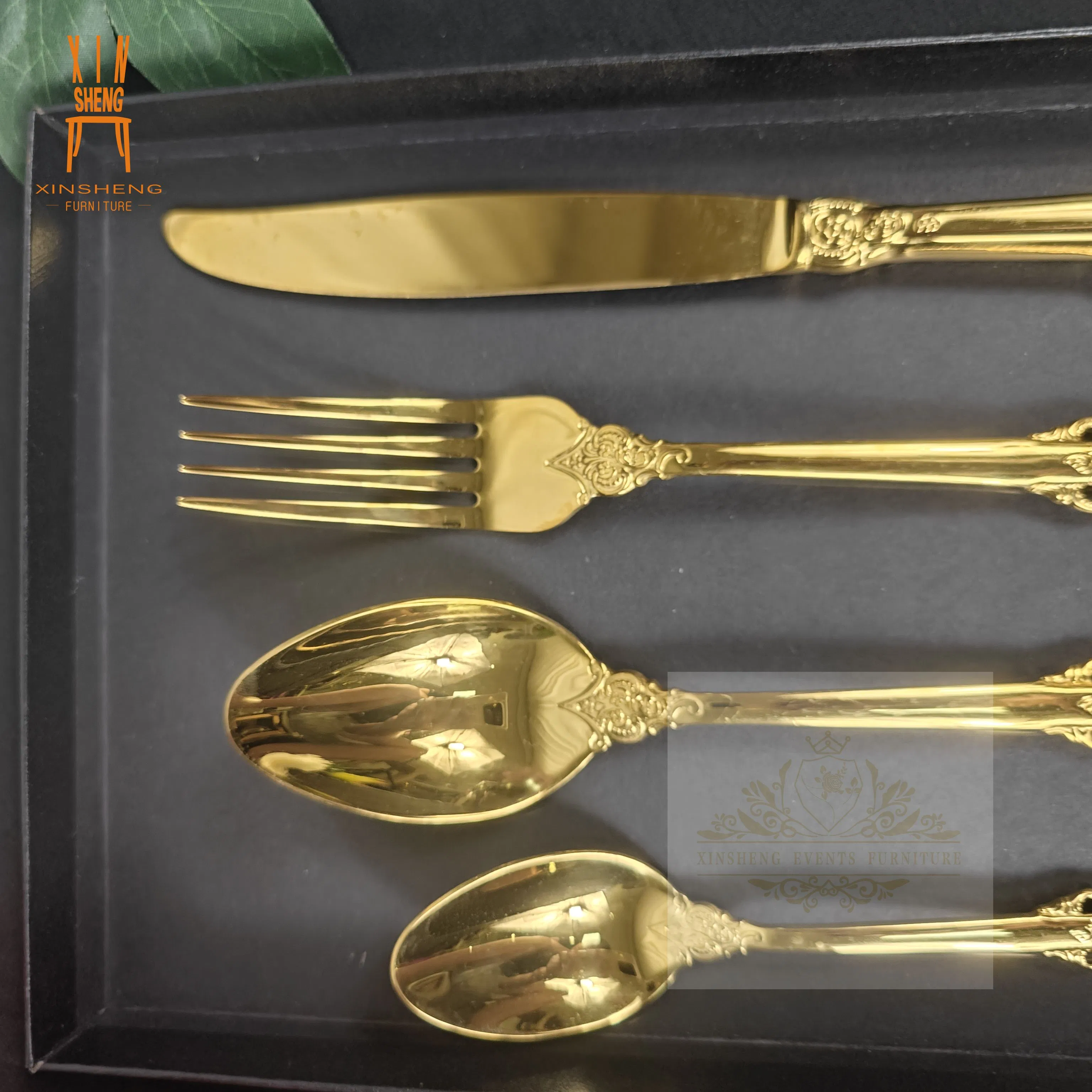 High Quality Royal Knife Fork Spoon Gold Luxury Vintage Cutlery Set with Gift Box for Wedding Party