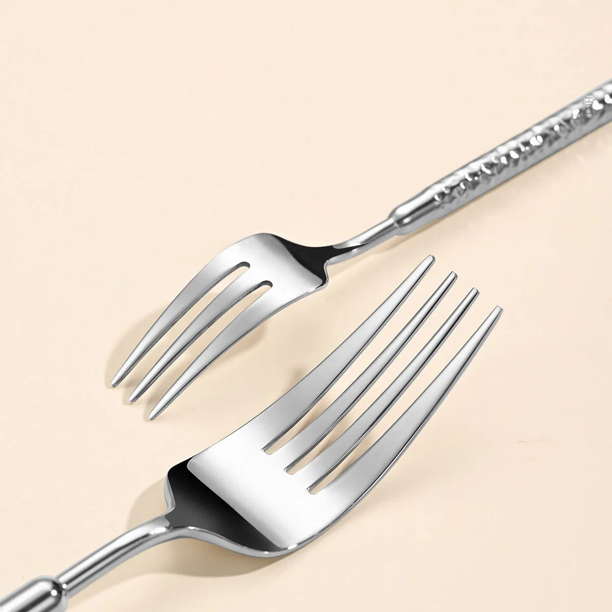 Stylish Eco-Friendly Flatware Collection for Hotel and Party Use