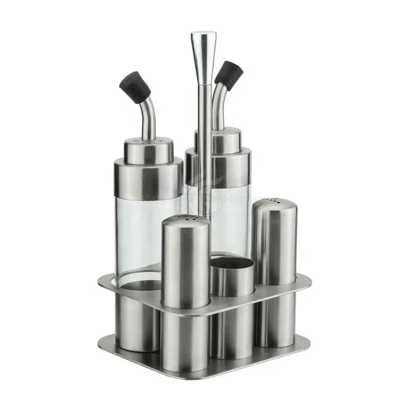 Набор для специй с подносом: солонка и перечница