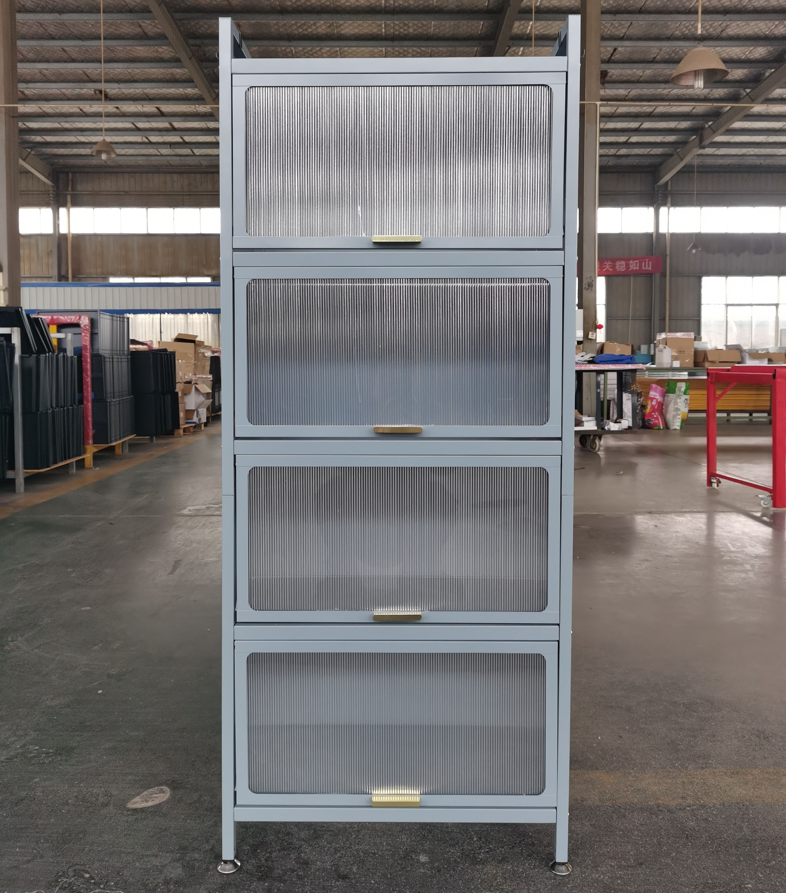 Полка кухонная металлическая с дверцей