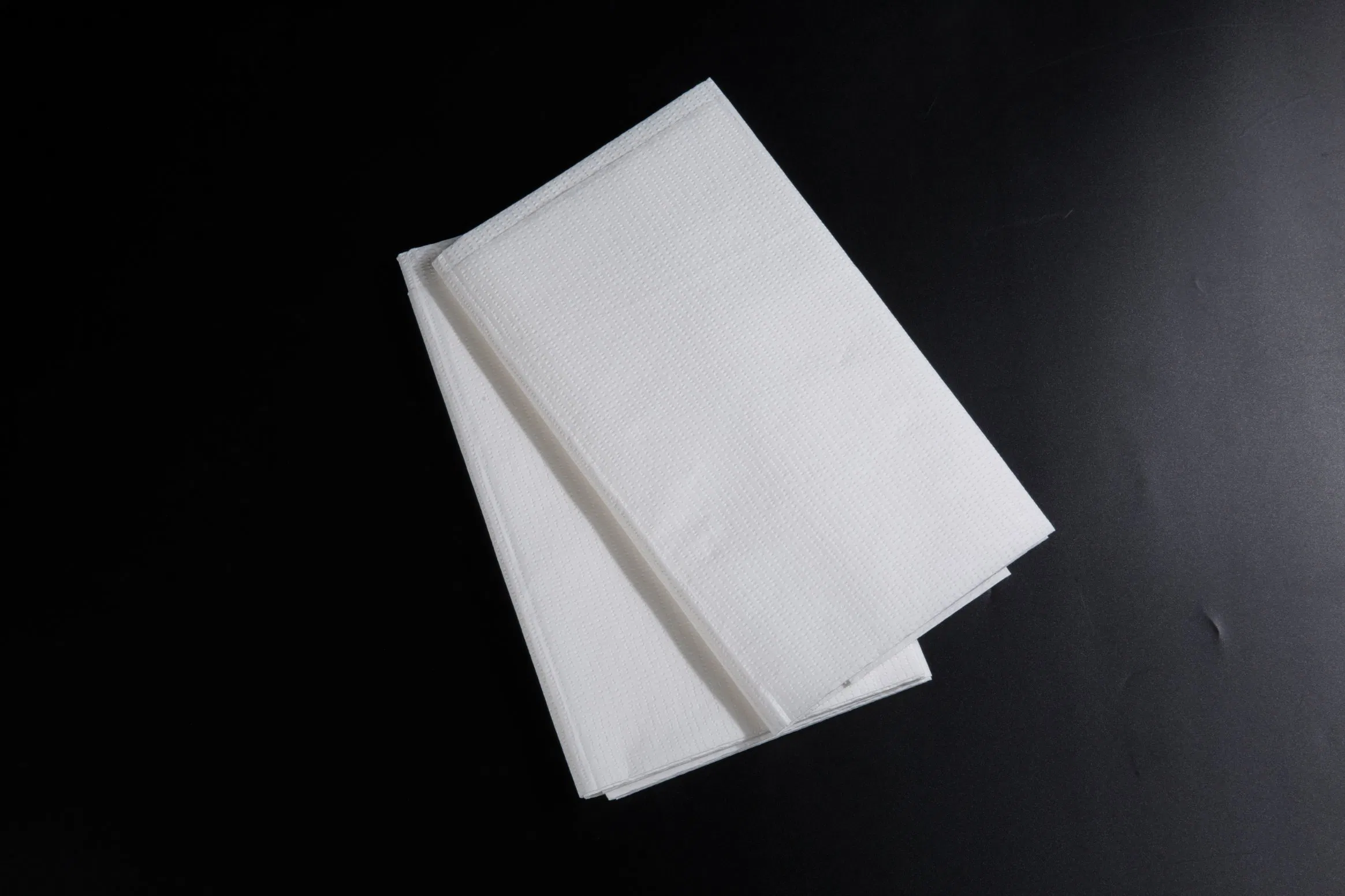 White Color 2 Ply Paper Disposable Surgical Bed Sheet