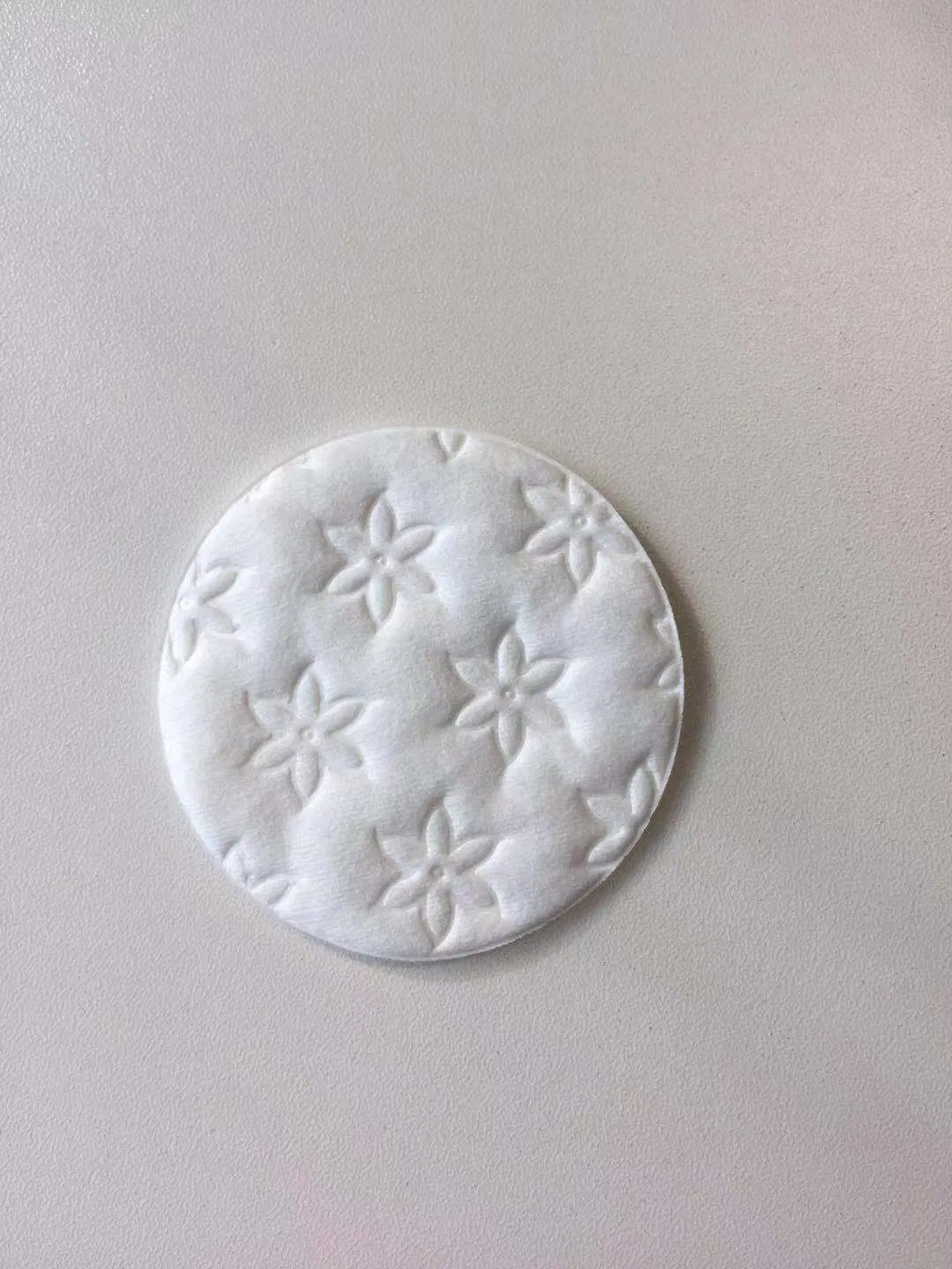 Wholesale Organic Round Cosmetic Cotton Pads Facial Cleaning Pads
