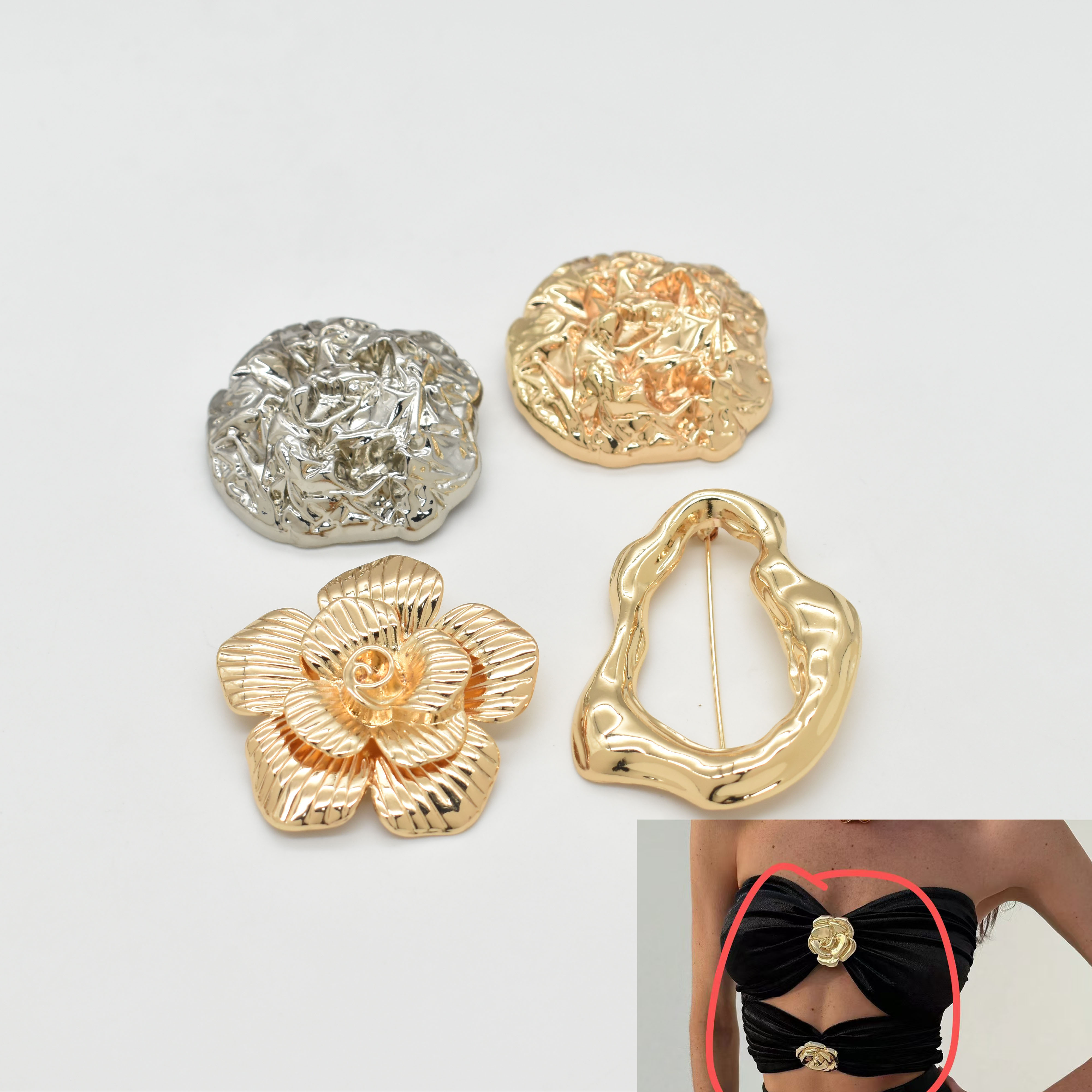 Брошь металлическая декоративная