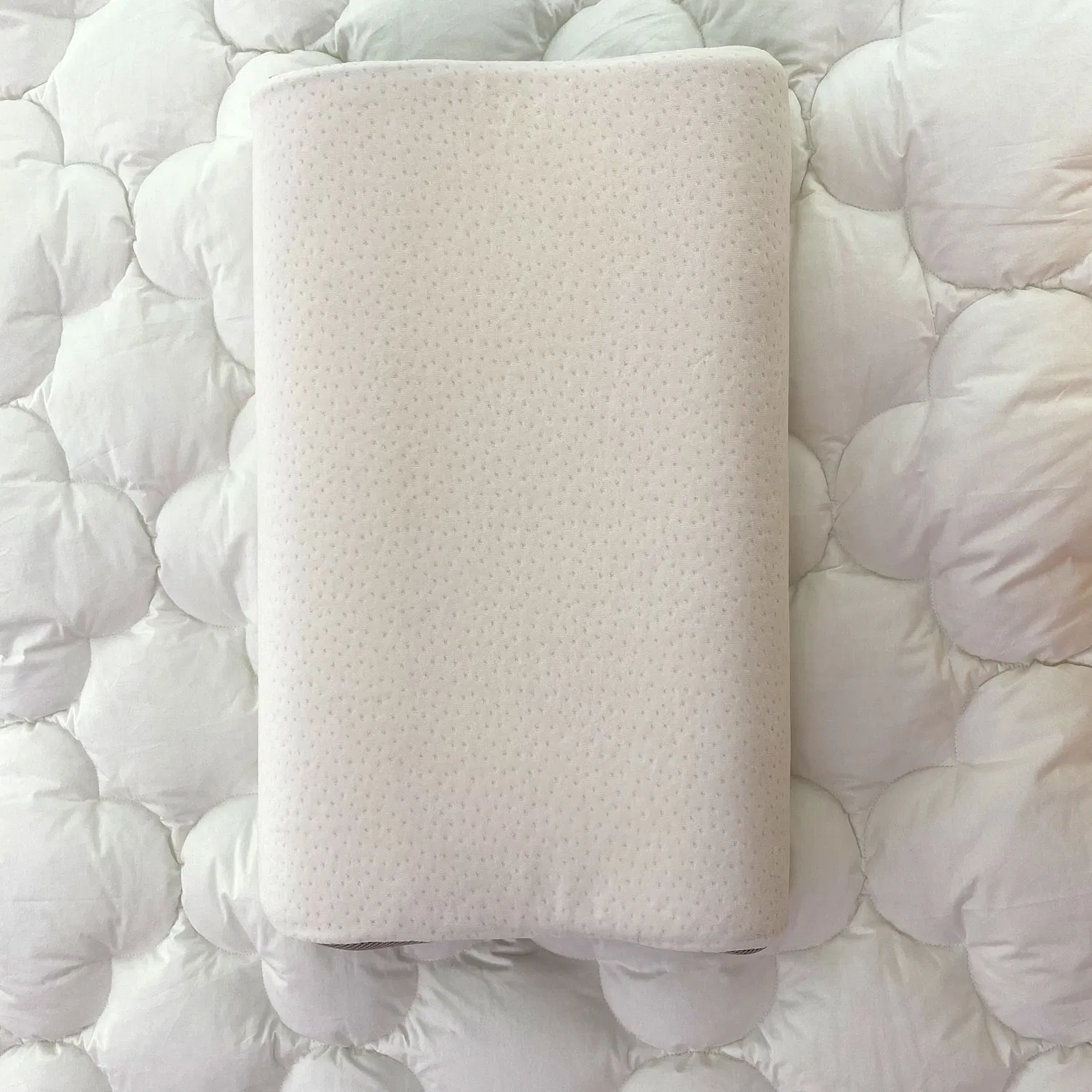 Neck Pillow Cervical Slow Rebound Memory Foam Pillows Cushion Neck Back Massage Support Home Textiles