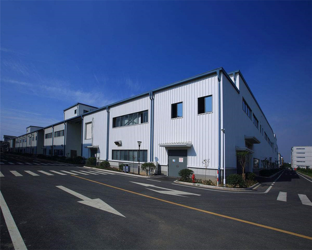 Innovative Steel Structures for Smart Industrial Park Solutions