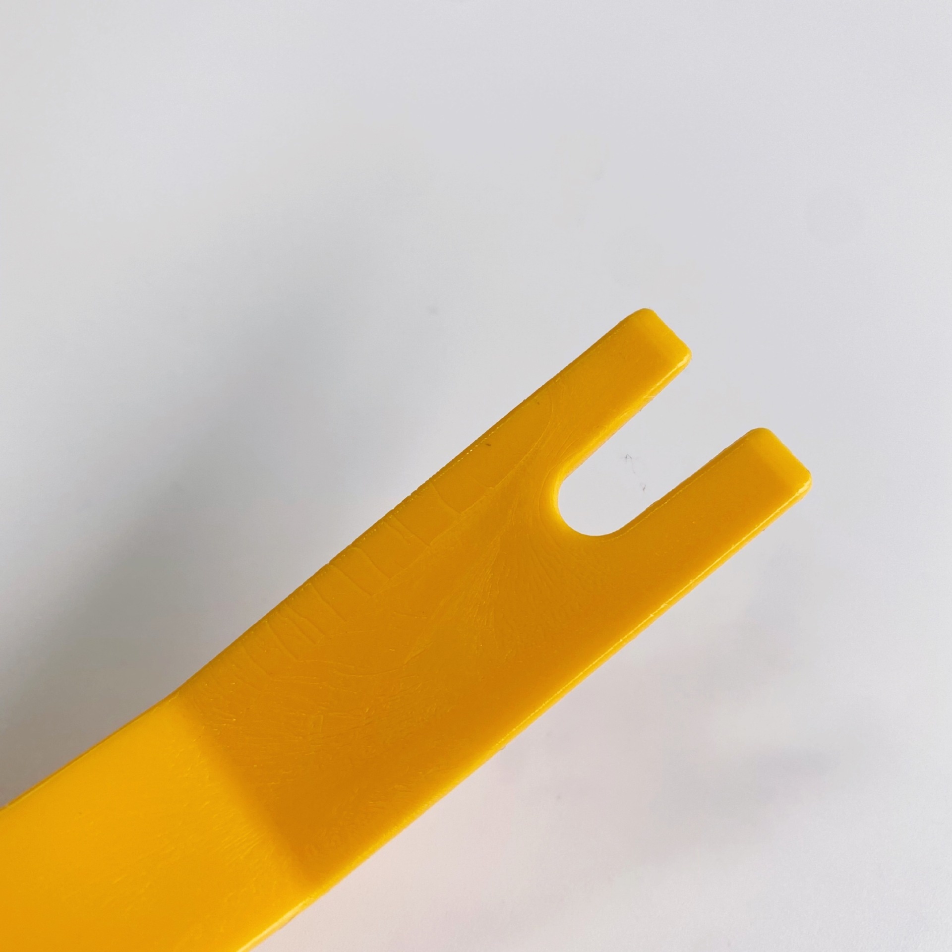 Набор инструментов для разборки салона автомобиля