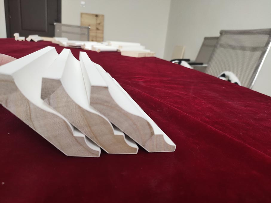 Premium White Crown Moulding for Elegant Home Interiors