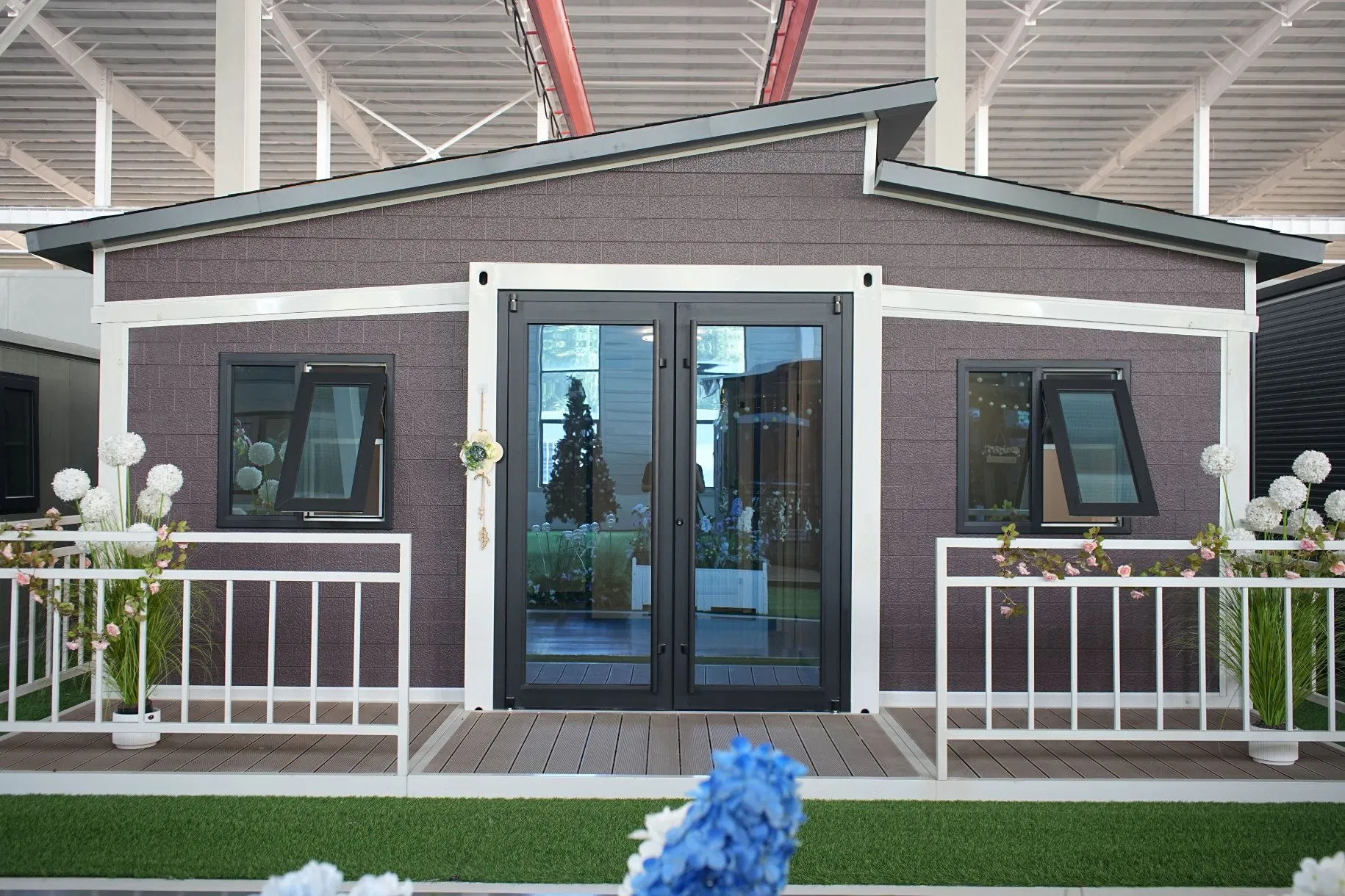 20FT/30FT/40FT Modern Prefab Luxury Prefabricated Container Living Villa 2 Bedroom Home Expandable with Bathroom and Kitchen Container House