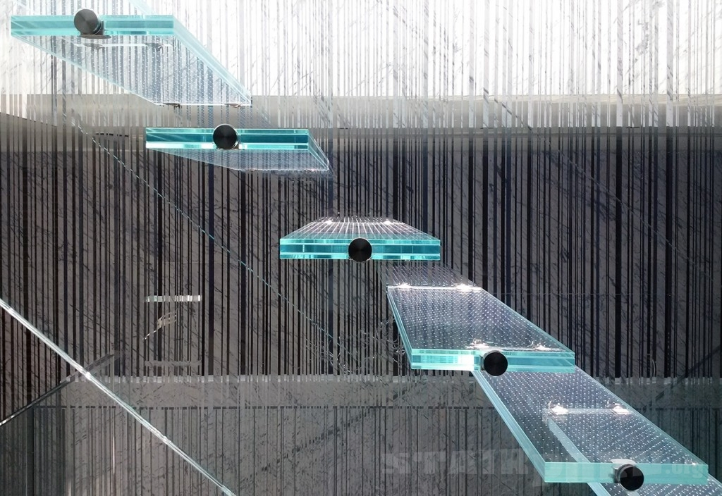 Fashion Design Stainless Steel Glass Standoff Frameless Glass Balustrade for Platform