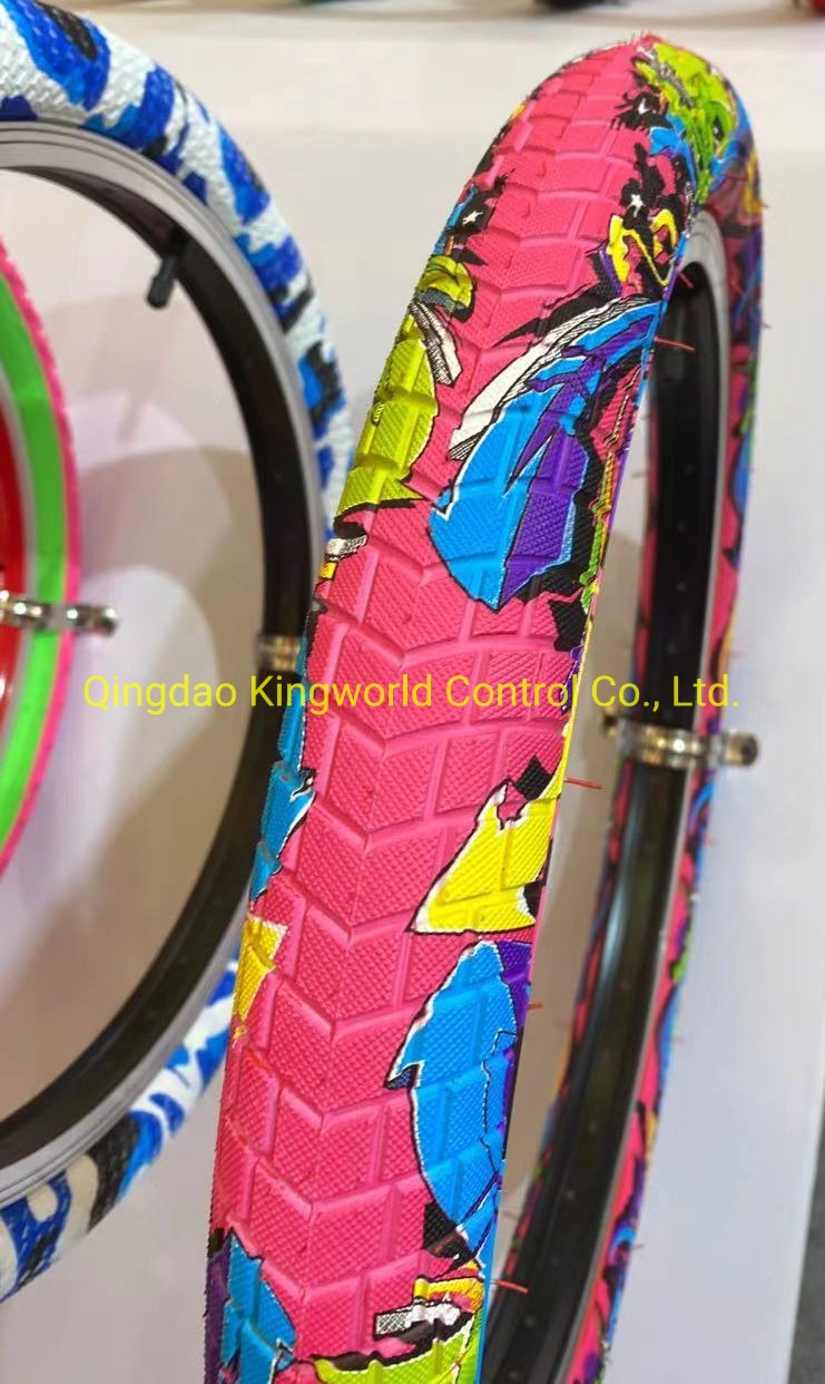 Резиновая покрышка для горного велосипеда с цветным рисунком