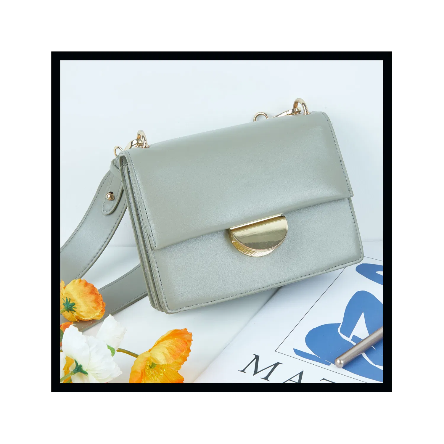 High Brightness Digital Photo Frame with Windows OS & IPS Panel Technology