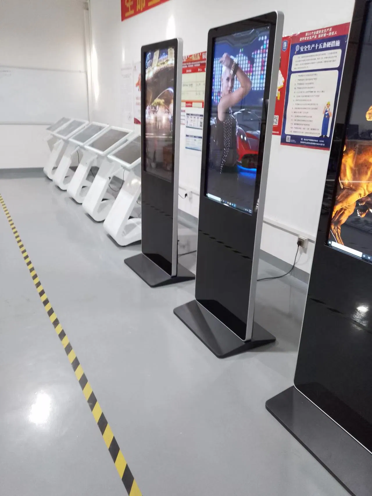 43inch Floor Standing Intel Dual Core I3-4010u Advertising Player