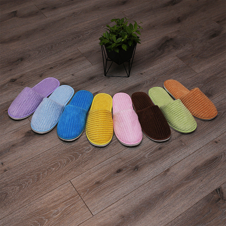 OEM Hotel Coral Fleece Indoor Slippers for Home Hotel