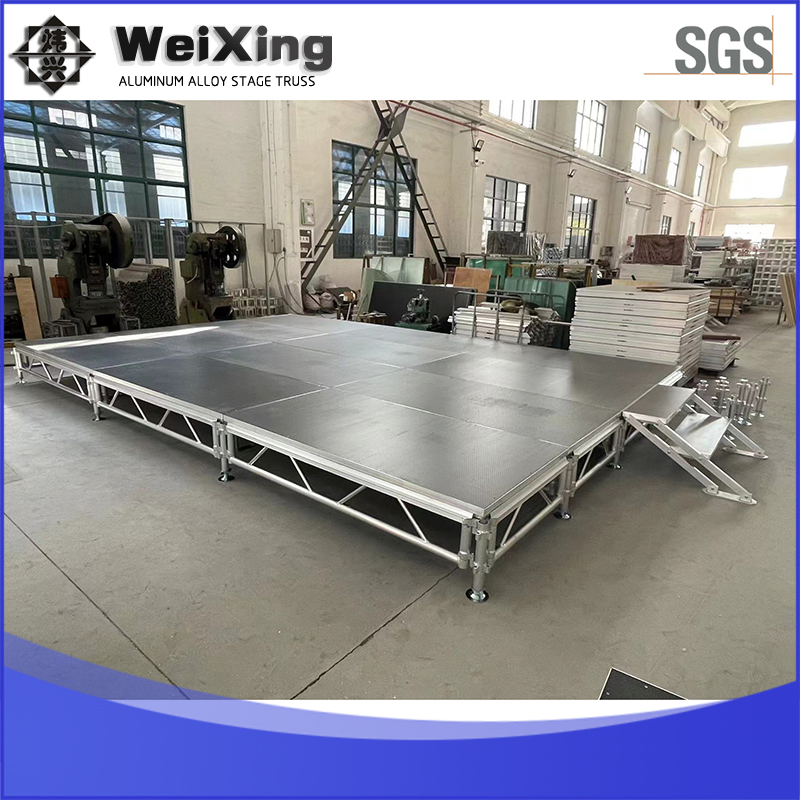 Sturdy Portable Round Aluminum Stage for Outdoor Events