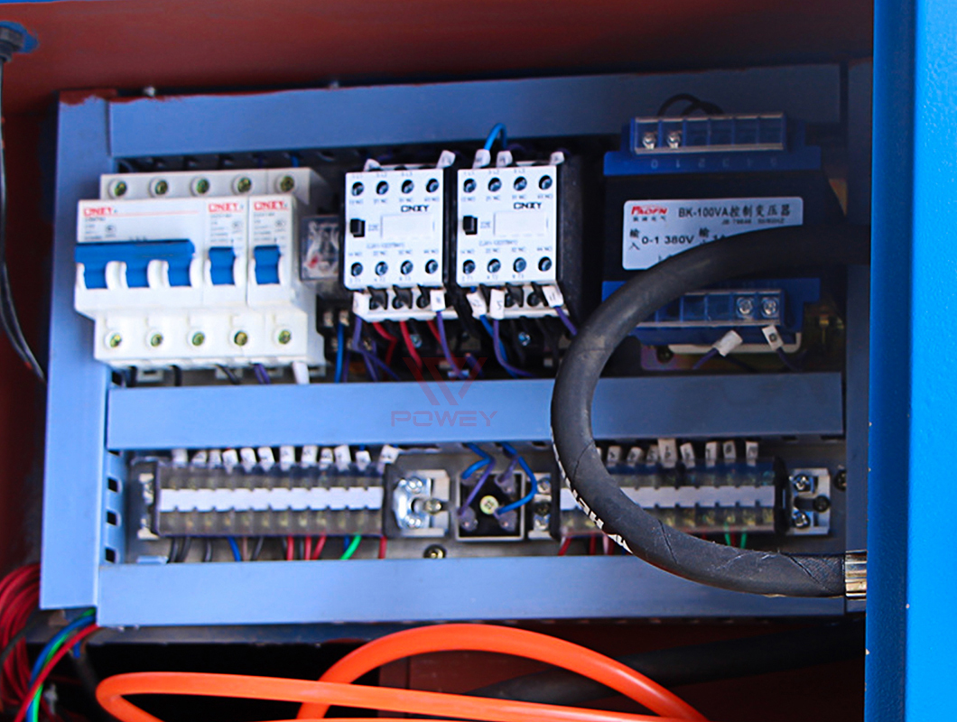 Ленточная пила по металлу полуавтоматическая универсальная GB-4240