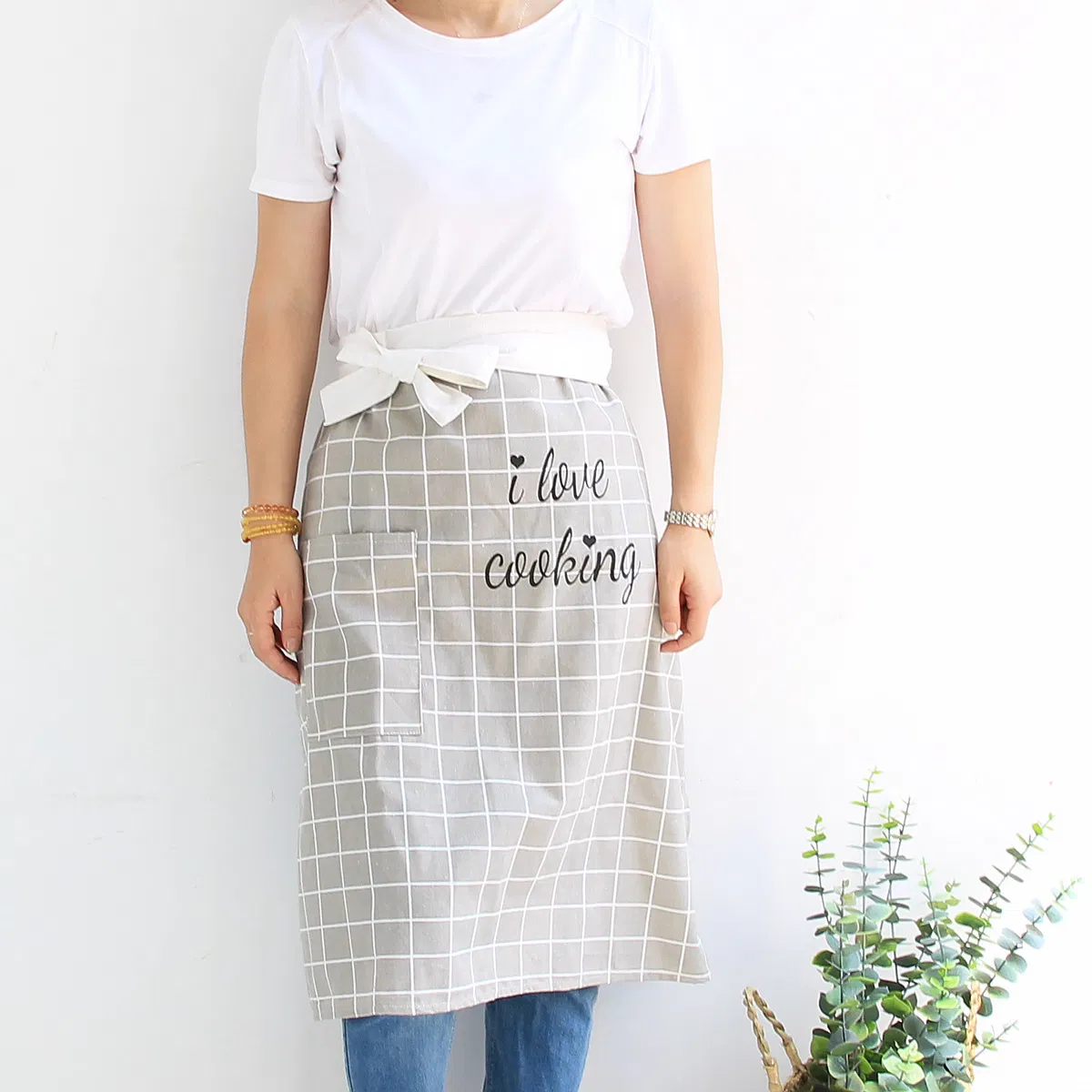 Custom Coffee Bar Restaurant Waitress Chef Waiter Server Half Short Aprons Kitchen Waist Apron with Pockets