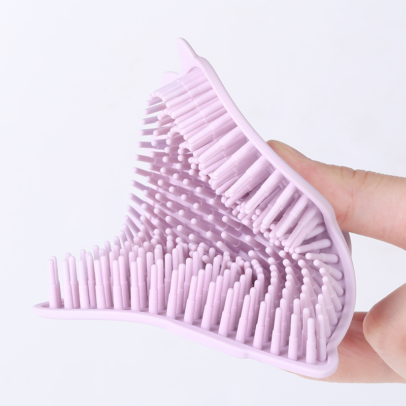 Wholesale BPA Free Newborns Kid Cradle Cap Soft Scrub Brushes Bath Shower Silicone Baby Hair Brush for Baby Hair