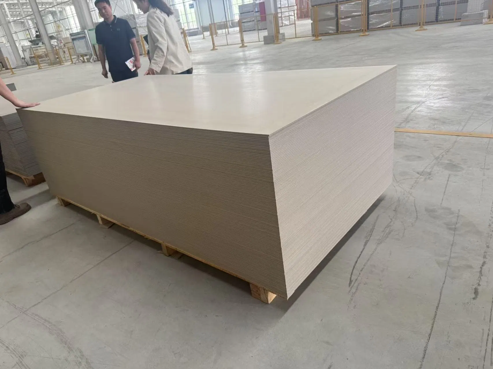 Refractory 6mm 12mm Heat Insulation Green Material Wall Siding Slab Floor Magnesium Oxide Deck Plate Calcium Silicate Panel Ceiling Sheet Cement Fiber Board