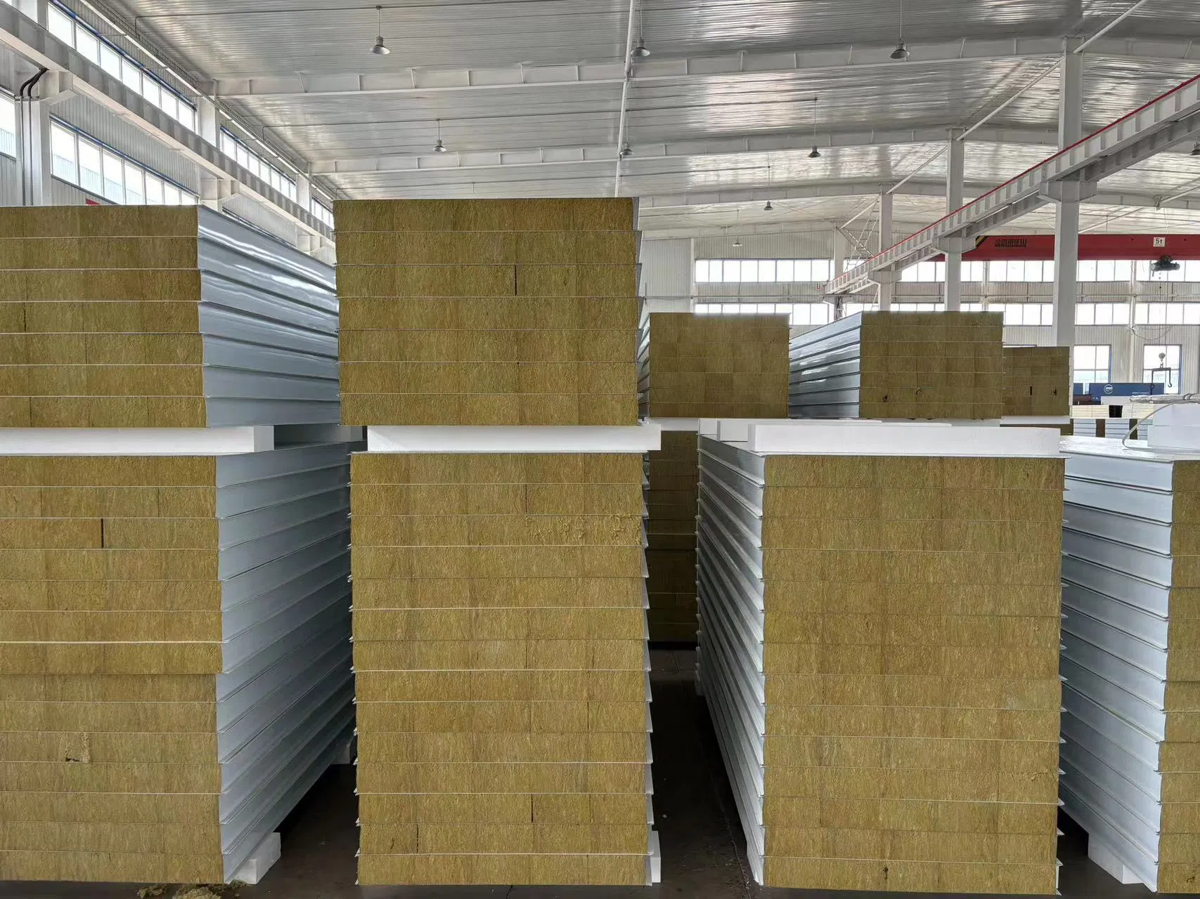 Medical Food Workshop Mechanism Rock Wool Purification Board Color Steel Sandwich Panel