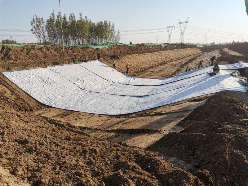 Anti-Seepage Artificial Lakes and River Dams Construction Gcl Waterproof Blanket Bentonite Geosynthetic Clay Liner