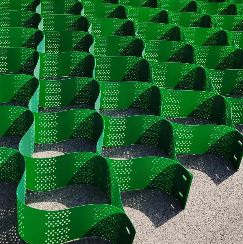 Textured and Perforated HDPE Geocell Ground Enhancement Cellular System Geo Cell
