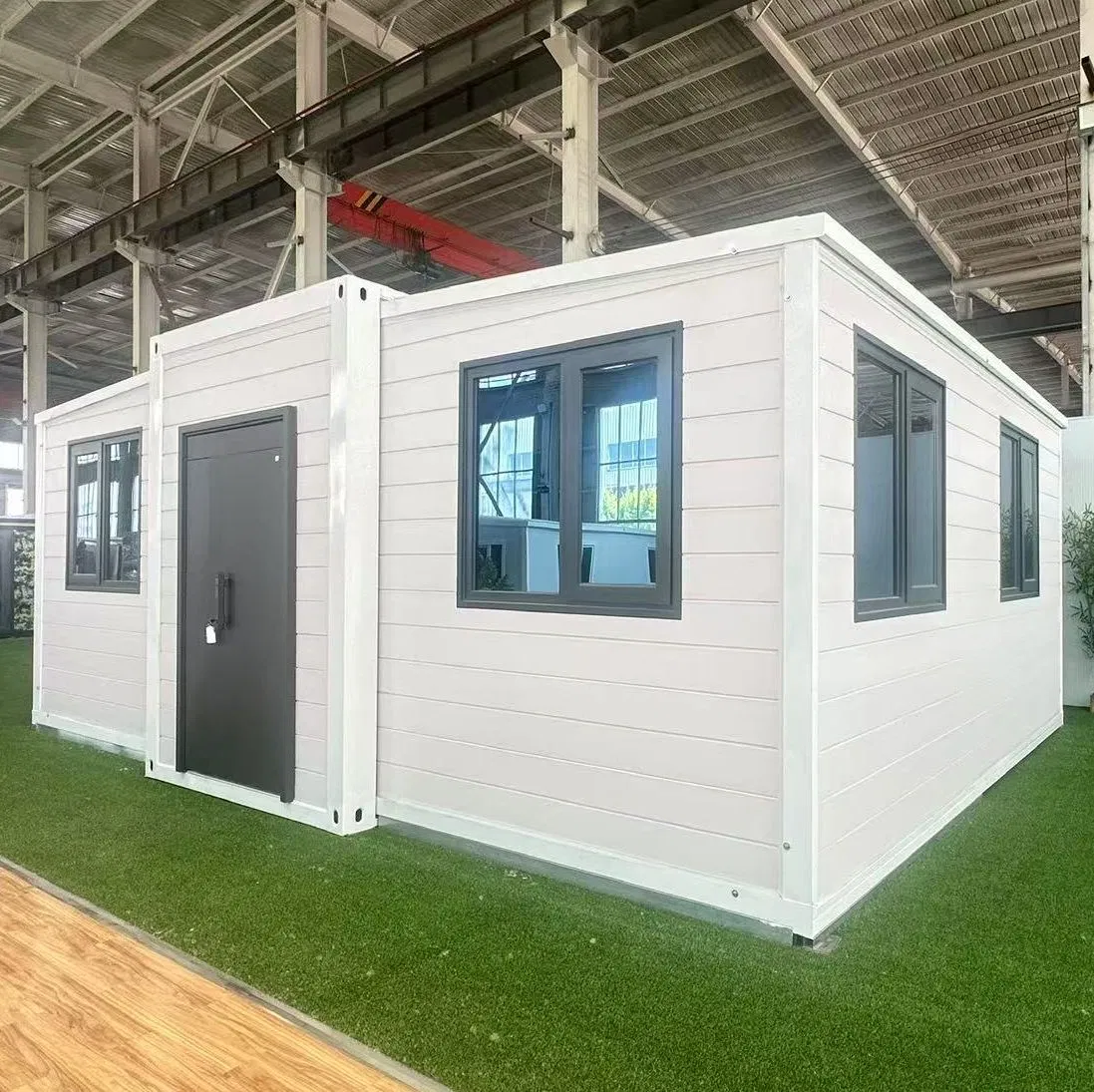 Sandwich Panel Warehouse Prefabricated Prefab Portable/Mobile Mini/Tiny Modular Expandable Container House Prefabricated House Capsule House