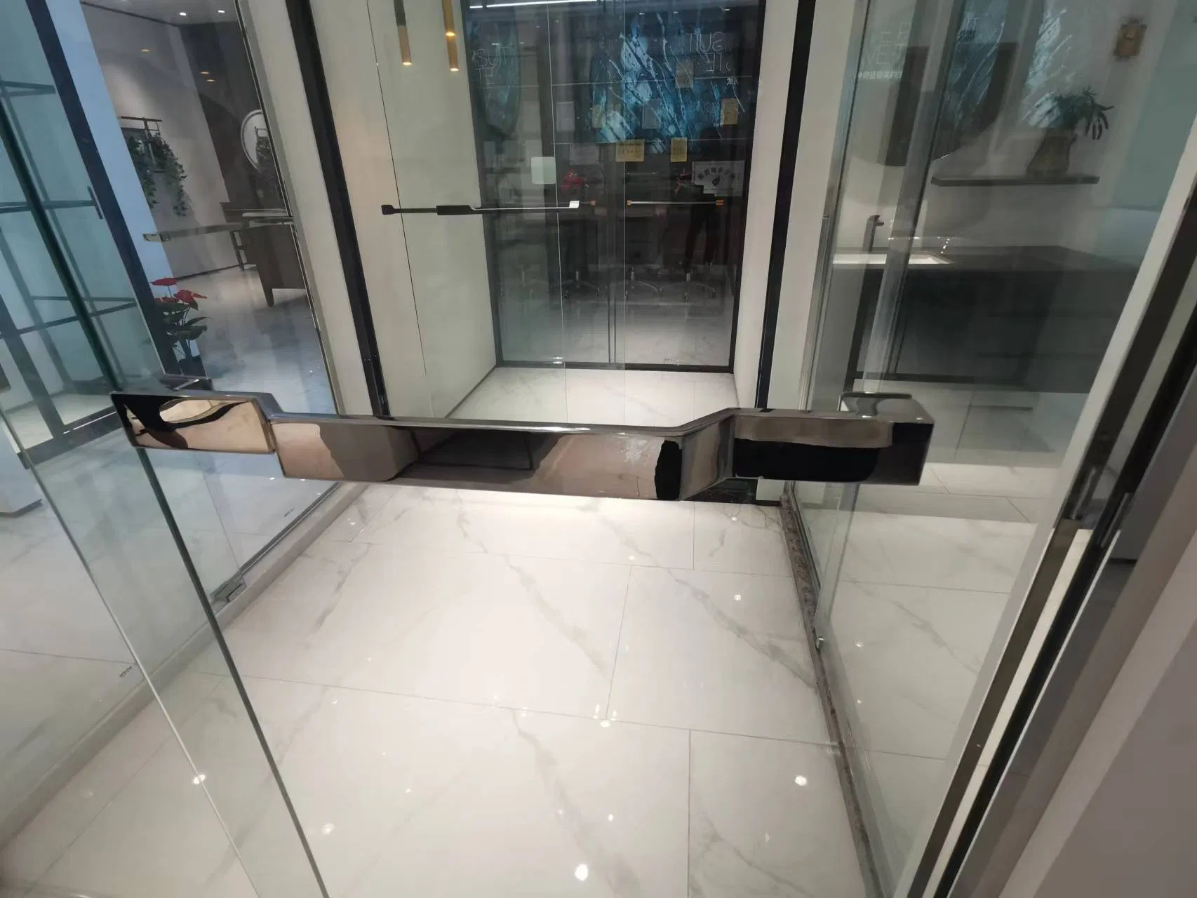 European Series Corner Entry Pivot Shower Enclosure