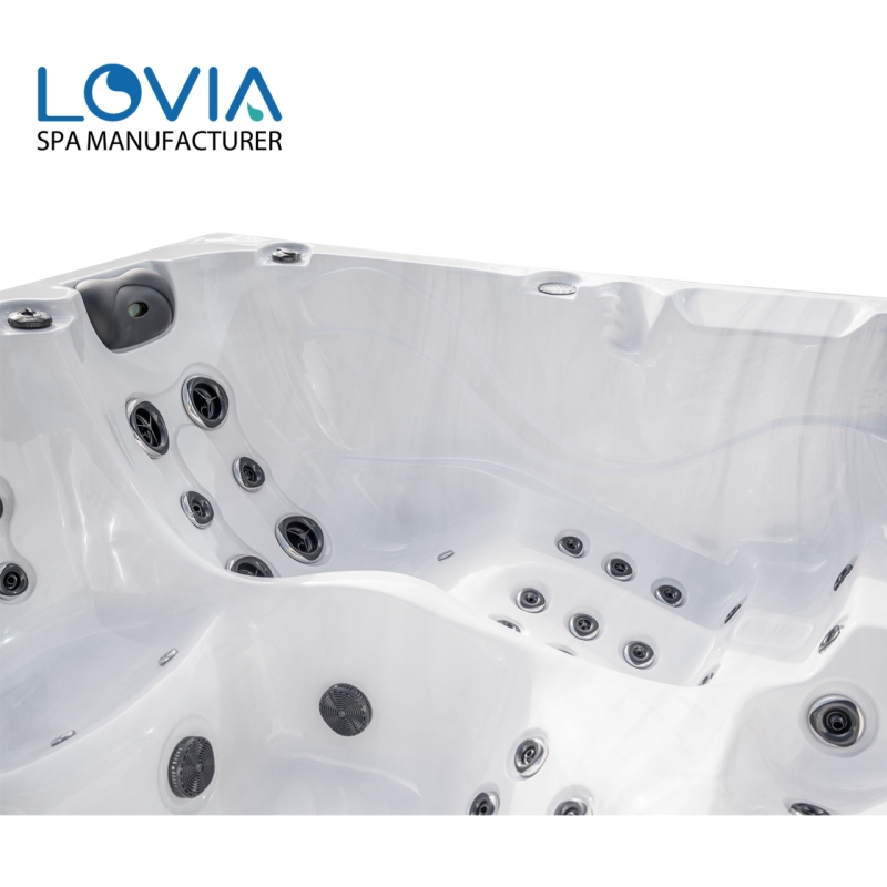 Гидромассажная ванна на 5 человек с подсветкой