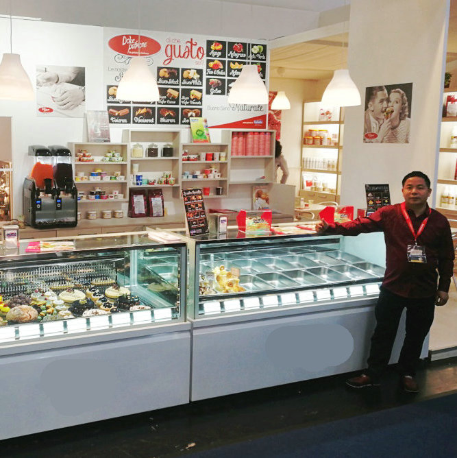 -4f Air-Cooling Design Commercial Italian Style Gelato Ice Cream Display Showcase Freezer with CE