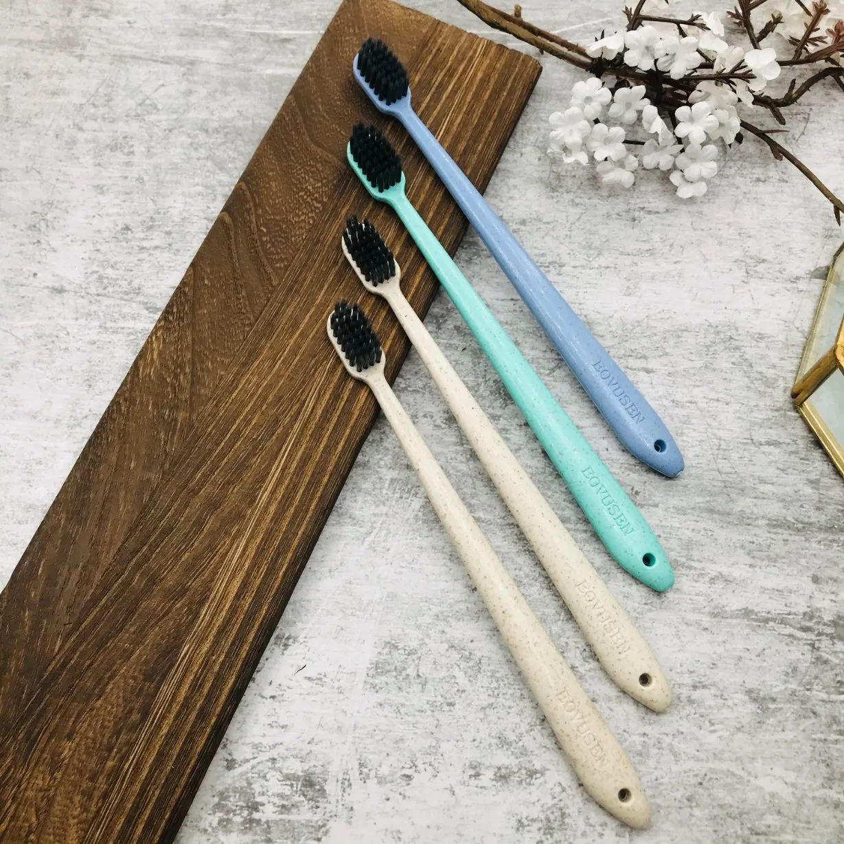 Hotel and Travel Wholesale Disposable Toothbrush Dental Kit 05