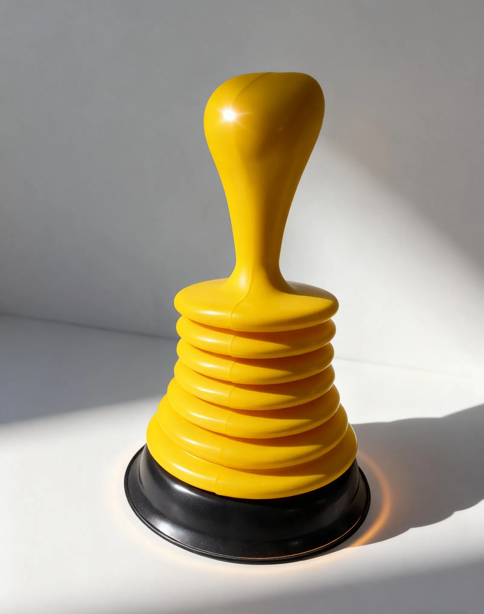 Yellow Durable Plastic Toilet Plunger: Comes with Sturdy Handle