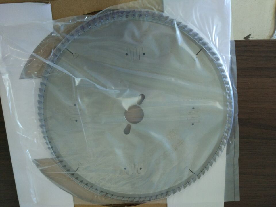 Premium High-Performance HSS Circular Saw Blade for Precision Metal Cutting