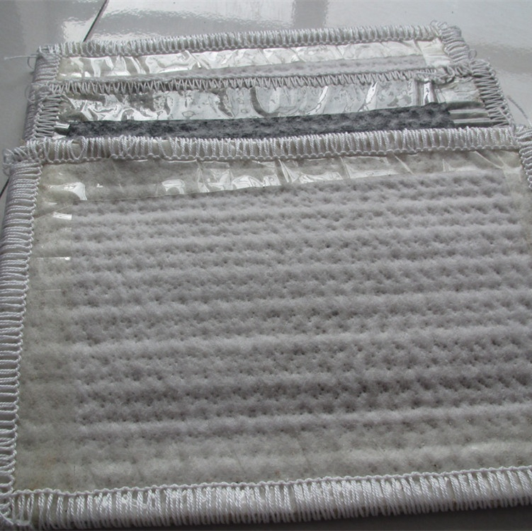 ASTM Standard Geosynthetic Clay Liners Gcl Bentonite Waterproofing Blanket for Landfills/Pond