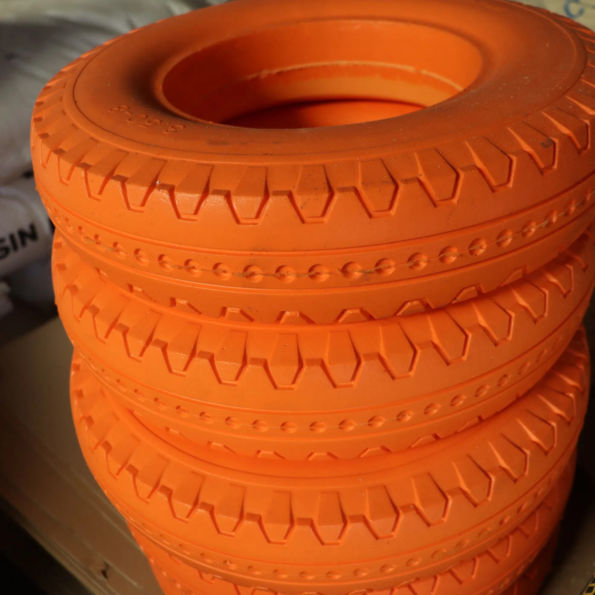 Popular Good Appearance Best Quality PU Foam Wheel for Wheelbarrow (3.50-4)