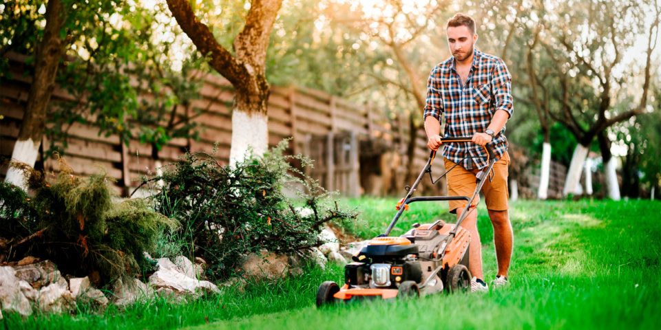 196cc 7HP High-Power Self-Propelled Lawn Mower with Steel Deck (GLM53Z-L)