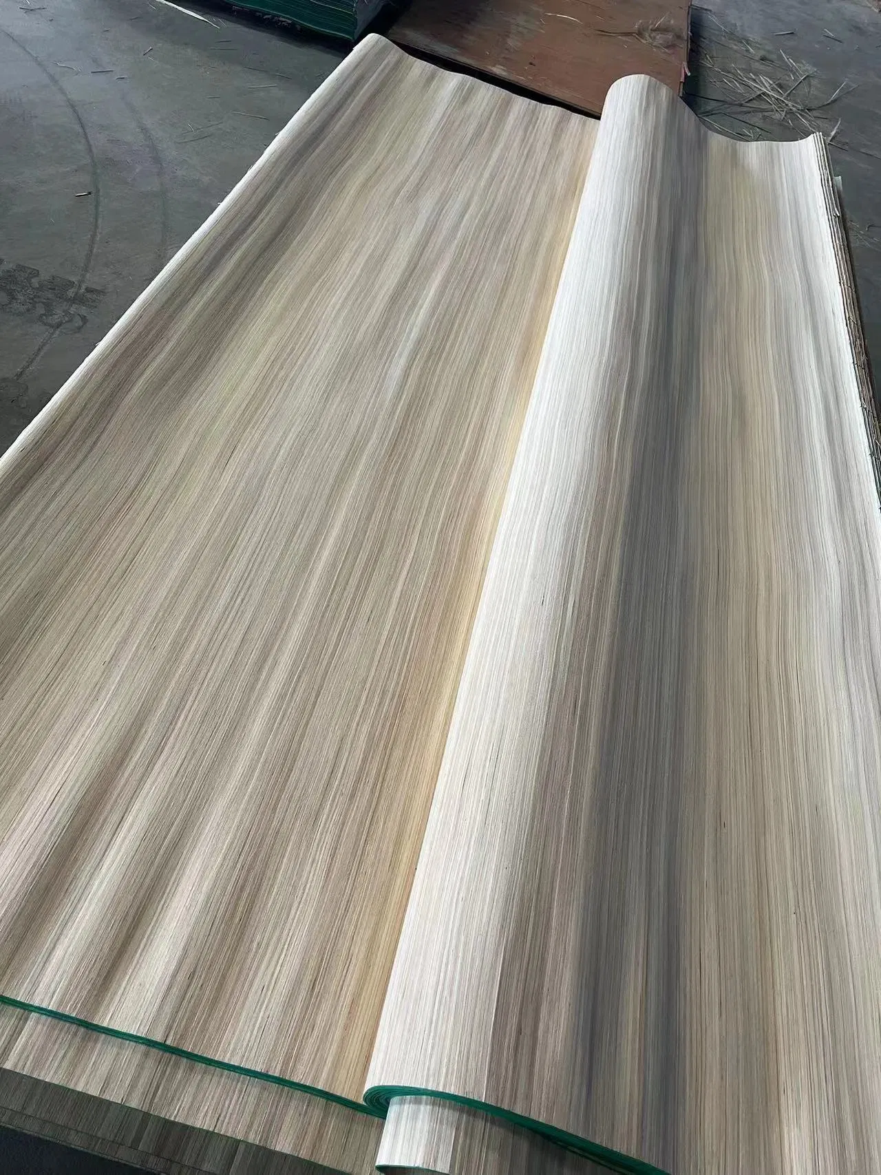 Technology Wood Veneer Grey Maple Used for Interior Decoration Engineered Wood Veneer